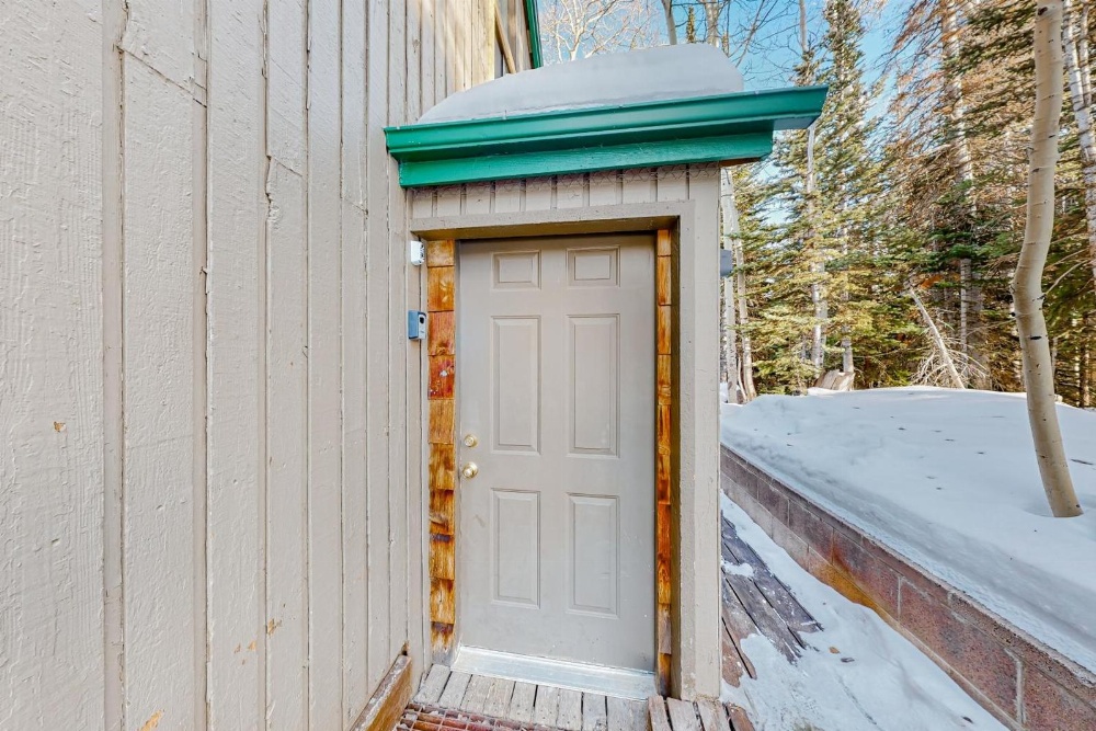 Moose Hideaway